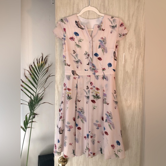 Like New floral pink cocktail dress, small - Picture 2 of 9